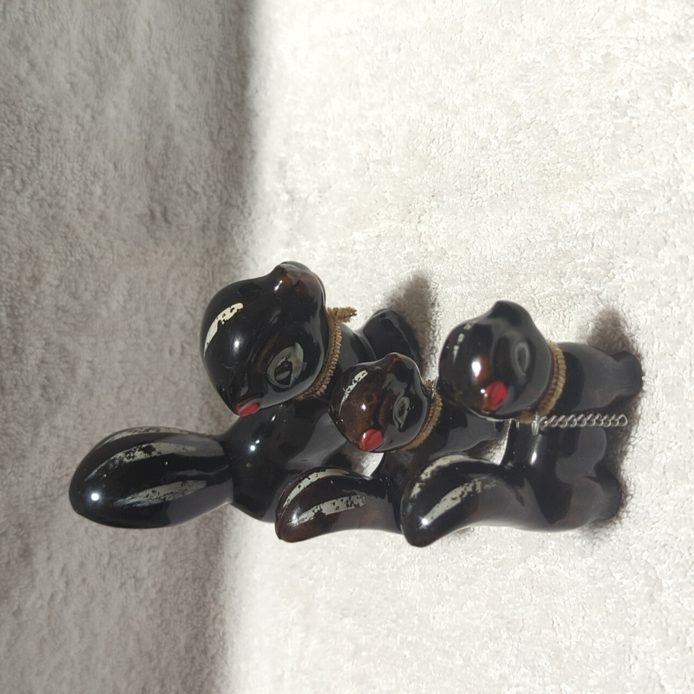 Vintage Ceramic Skunk Family of 3 Black/Brown Tones